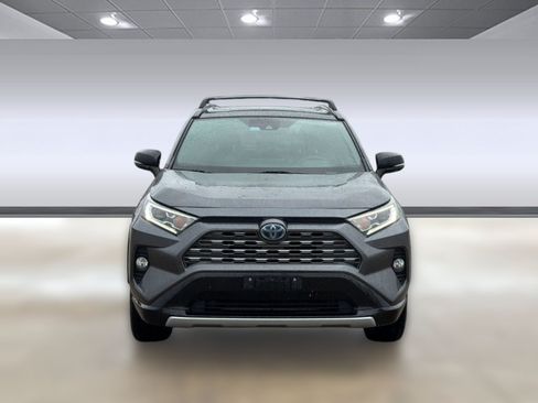 Used 2020 Toyota RAV4 XSE AWD/4WD image 6