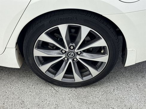 Used 2021 Nissan Maxima Platinum w/ Sport Mat Group image 47