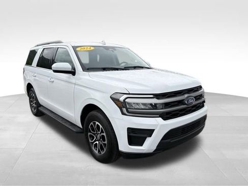 Used 2024 Ford Expedition XLT AWD/4WD image 8