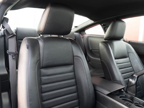 Used 2008 Ford Mustang GT Premium RWD image 20