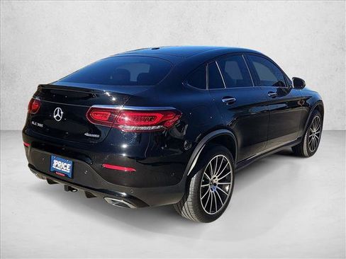 Used 2023 Mercedes-Benz GLC 300 4MATIC Coupe image 5