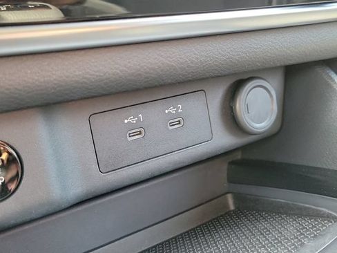 Certified 2025 Nissan Rogue S AWD/4WD image 33