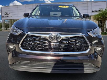 Used 2022 Toyota Highlander Limited
