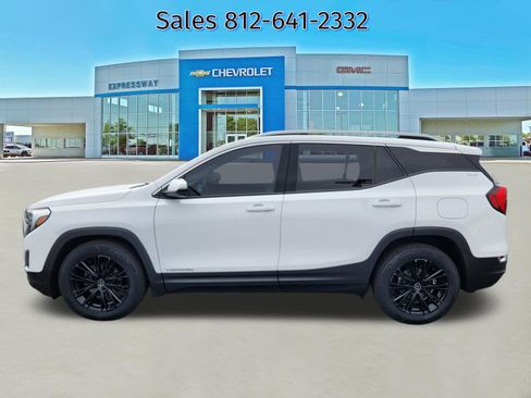 Used 2019 GMC Terrain SLT w/ Preferred Package FWD image 4