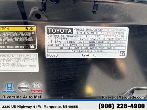 Used 2019 Toyota RAV4 Limited AWD/4WD image 14