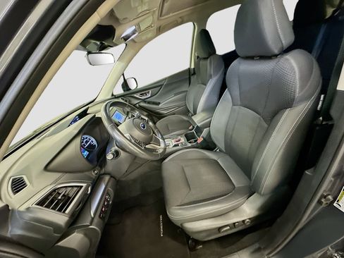 Used 2024 Subaru Forester Premium AWD/4WD image 13