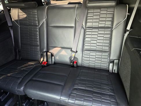 Used 2023 Cadillac Escalade Sport Platinum image 11
