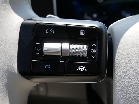 Certified 2026 Hyundai Santa Fe SEL AWD/4WD image 26