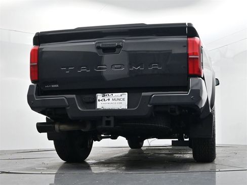 Used 2025 Toyota Tacoma TRD Off-Road w/ TRD Off Road Upgrade Package image 45