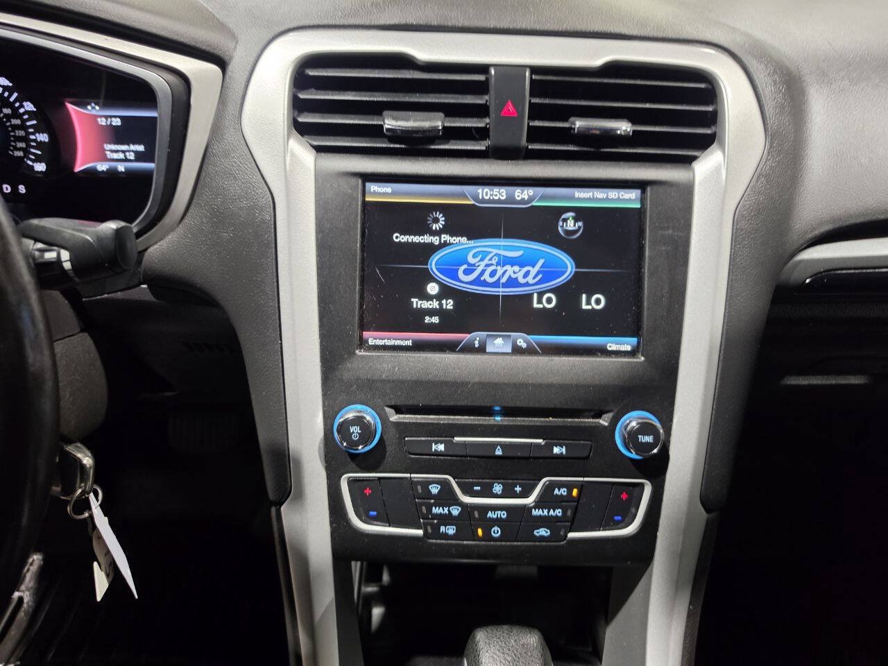 Used 2016 Ford Fusion SE FWD image 35