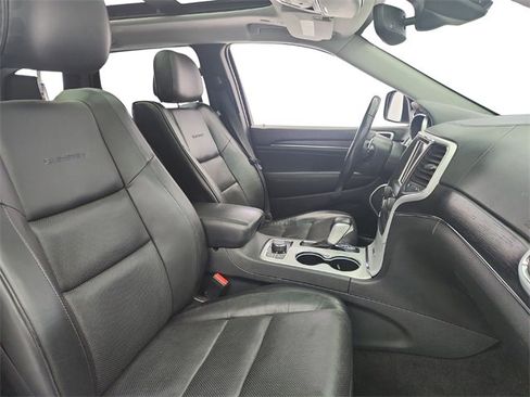 Used 2018 Jeep Grand Cherokee Summit image 25