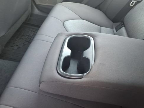 Used 2022 Toyota Camry LE AWD/4WD image 8