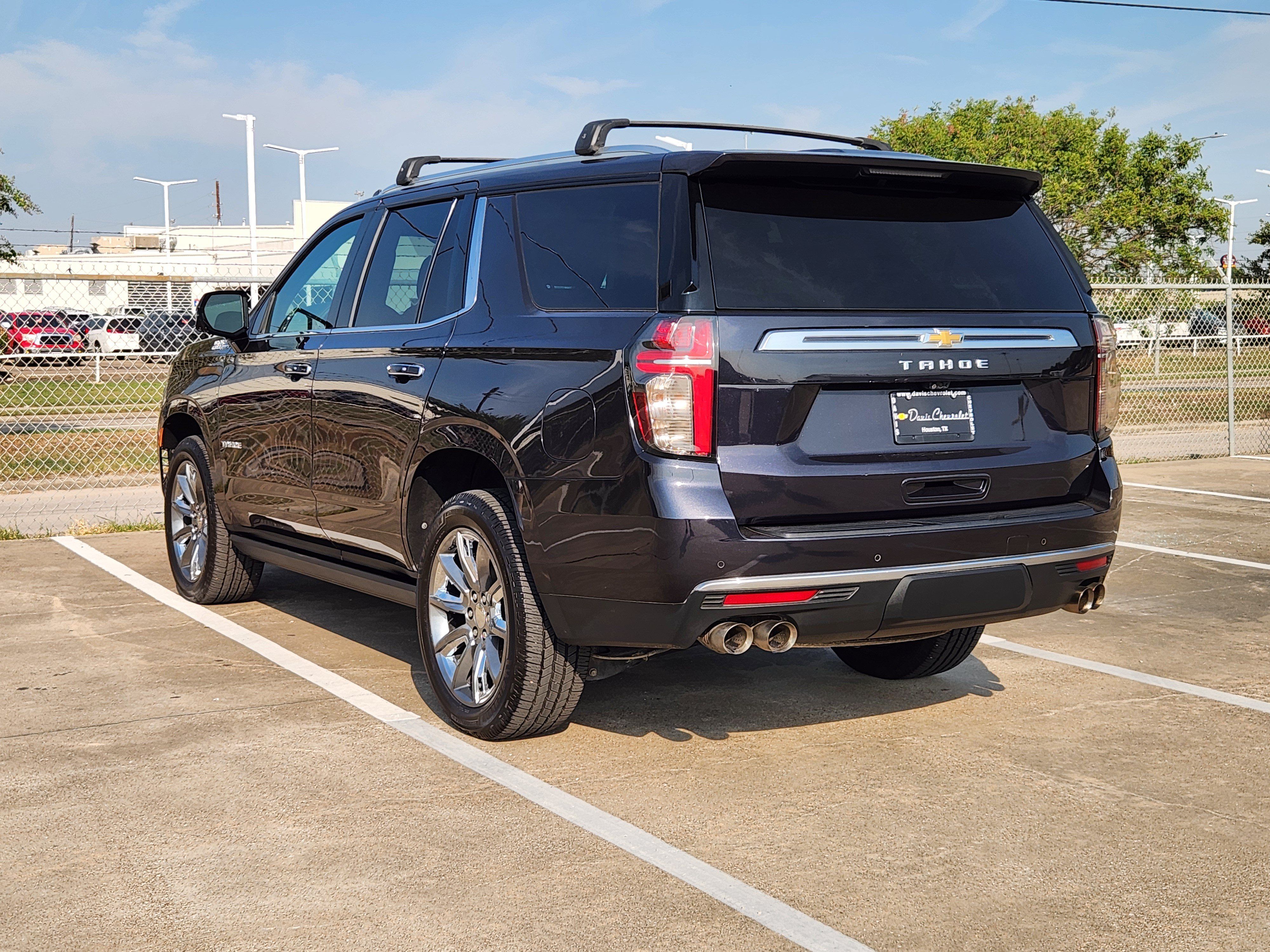 Used 2022 Chevrolet Tahoe High Country AWD/4WD image 8