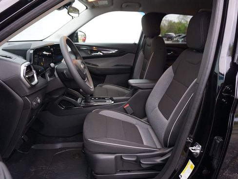 New 2026 Chevrolet TrailBlazer LS FWD image 10