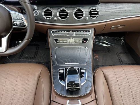 Used 2020 Mercedes-Benz E 450 4MATIC Sedan image 11