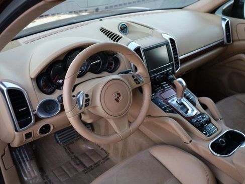 Used 2013 Porsche Cayenne GTS image 24
