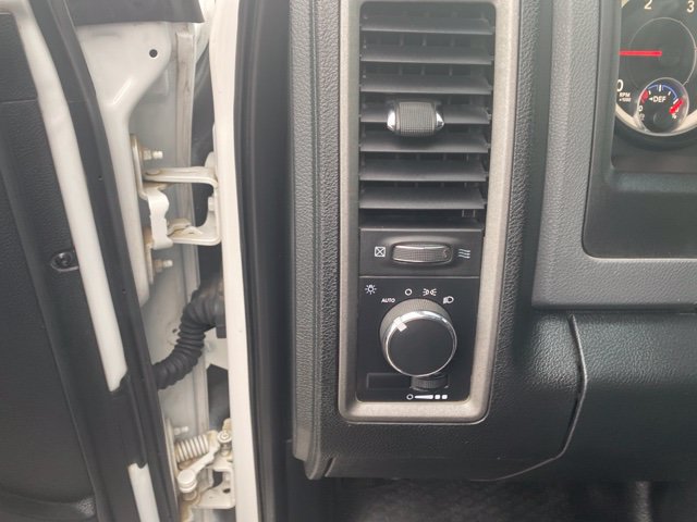 Used 2015 RAM 3500 Tradesman AWD/4WD image 19