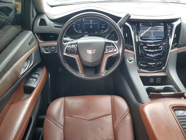 Used 2019 Cadillac Escalade Luxury AWD/4WD image 30