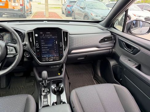 Used 2026 Subaru Forester Premium AWD/4WD image 22