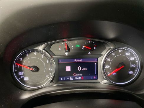 Used 2023 GMC Terrain SLE w/ Driver Convenience Package image 15