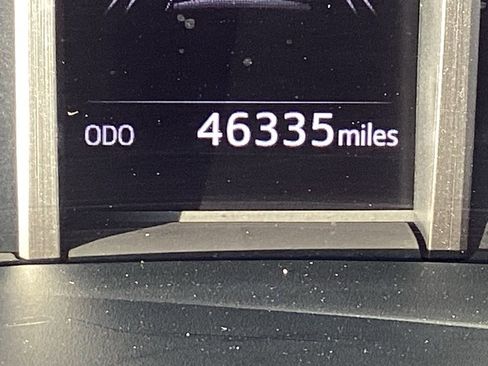 Used 2023 Toyota 4Runner TRD Off-Road Premium image 4