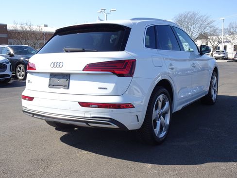 Certified 2021 Audi Q5 Premium Plus w/ Premium Plus Package image 5