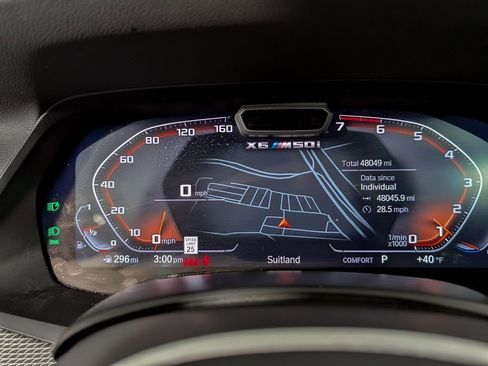 Certified 2023 BMW X6 M50i w/ Executive Package image 37