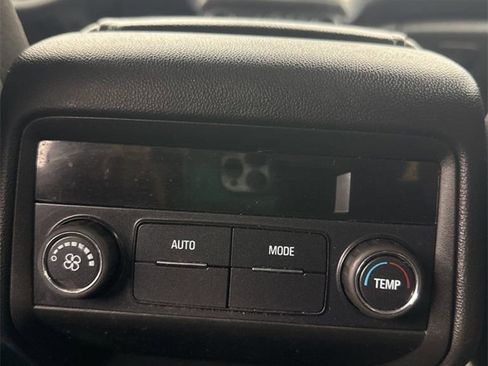 Used 2022 GMC Acadia SLE image 35