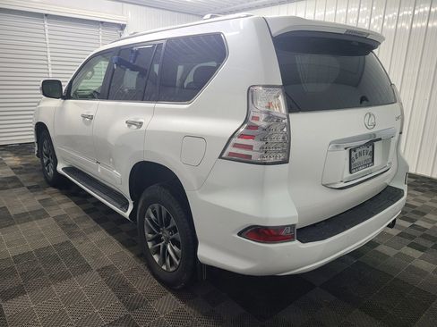 Used 2014 Lexus GX 460 Luxury image 10