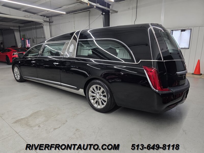 Used 2019 Cadillac XTS FWD image 3