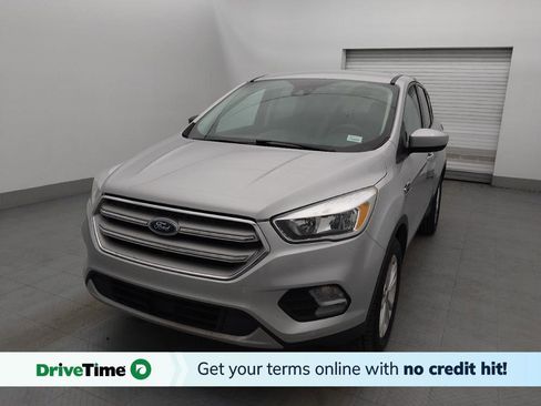 Used 2019 Ford Escape SE image 1