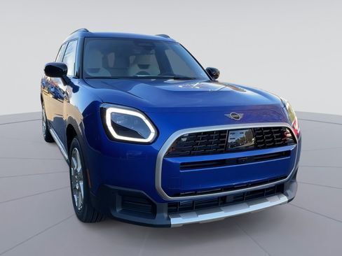 Certified 2025 MINI Cooper Countryman S w/ Comfort Package Max AWD/4WD image 5