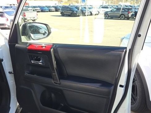 Used 2023 Toyota 4Runner TRD Off-Road image 32