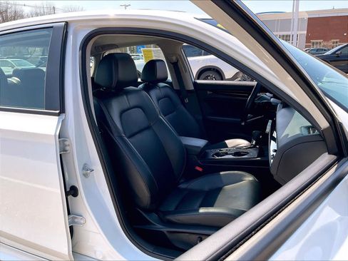 Certified 2024 Honda Civic Touring image 11