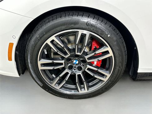 New 2026 BMW 530i xDrive w/ M Sport Package image 33