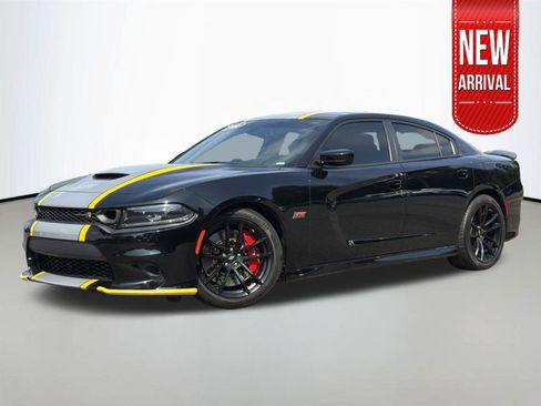 Used 2022 Dodge Charger Scat Pack w/ Dynamics Package RWD image 1