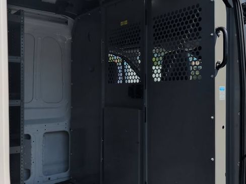 Used 2018 Ford Transit 250 148 Medium Roof RWD image 20