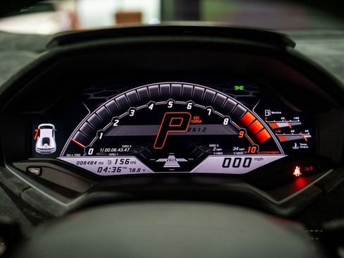 Used 2018 Lamborghini Huracan Performante image 30