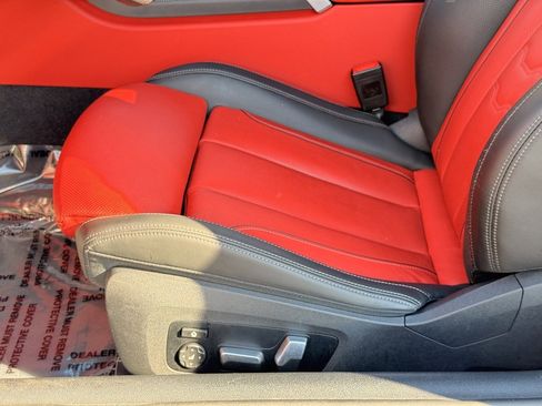 Used 2023 BMW M850i xDrive Coupe image 23