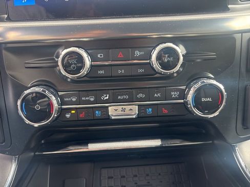 New 2025 Ford F150 Lariat w/ Equipment Group 502A High image 29