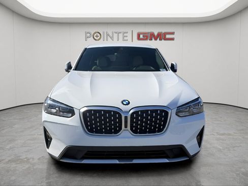 Used 2023 BMW X4 xDrive30i w/ Parking Assistance Package AWD/4WD image 11
