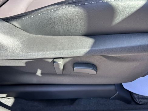 New 2025 Subaru Ascent Limited image 22