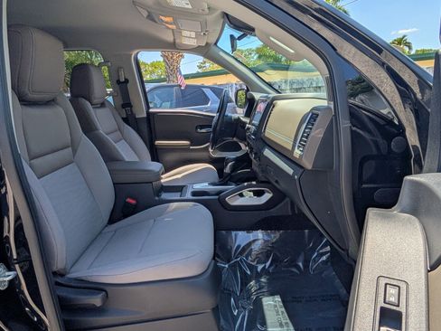 Certified 2022 Nissan Frontier SV AWD/4WD image 17