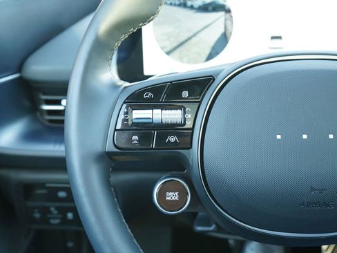 Certified 2025 Hyundai Ioniq 6 Limited image 17