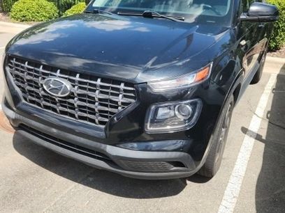 Used 2021 Hyundai Venue SEL