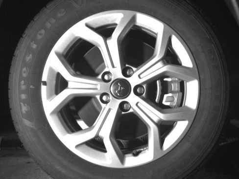 Used 2025 Jeep Compass Latitude image 13