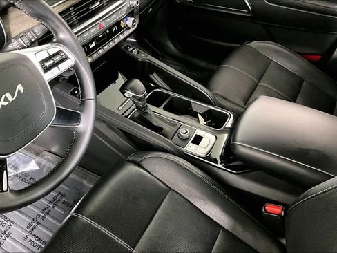 Used 2022 Kia Telluride SX image 17