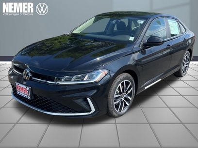 New 2025 Volkswagen Jetta SE