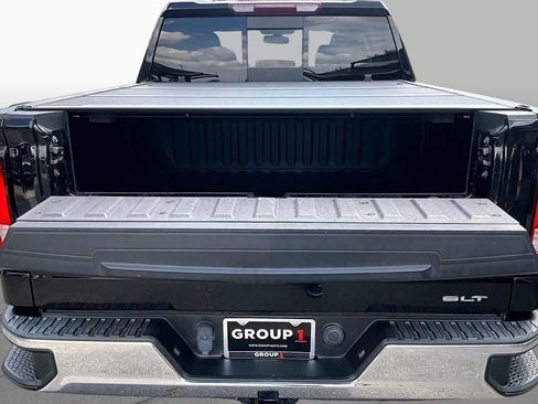 Used 2021 GMC Sierra 1500 SLT RWD image 34