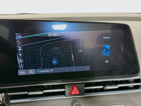 Used 2025 Hyundai Elantra SEL FWD image 22
